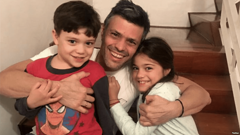 El régimen de Maduro otorga el arresto domiciliario a Leopoldo López