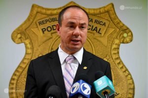 Director del OIJ afirma que empresas ofrecían dinero, viajes y favores sexuales a funcionarios públicos