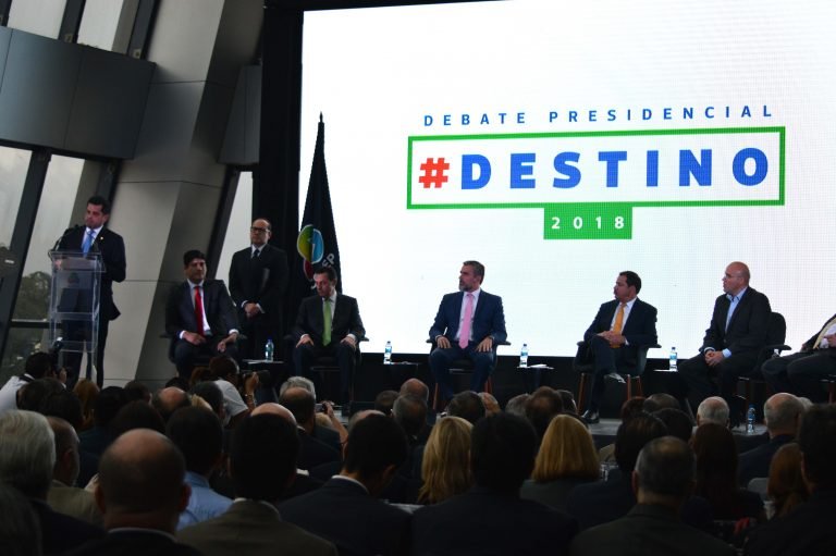 Candidatos presidenciales coinciden en la urgencia de reformas al empleo público