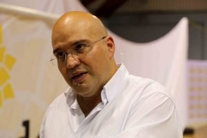 Edgardo Araya: Es evidente que el Frente Amplio está separado