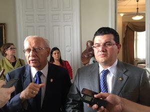 Gobierno unifica empleo público, tope de salarios e impuestos en un solo proyecto