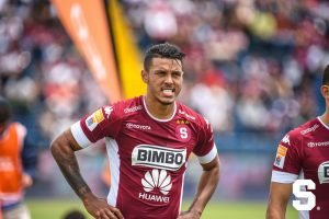 Limón FC fue superior y derrotó 3-1 a Saprissa