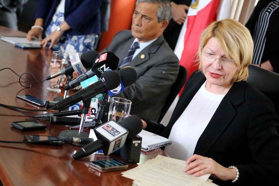 La exfiscal general de Venezuela, Luisa Ortega Diaz durante una conferencia de prensa en la Fiscalía General de la República de Costa Rica, el 28 de agosto del 2017. Foto: Luis Madrigal / El Mundo CR