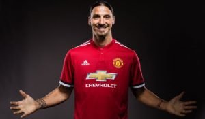 Zlatan Ibrahimovic resuelve su futuro: Regresa al Manchester United