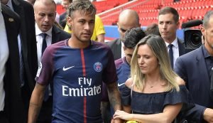 ¿Neymar engañó durante un mes a Barcelona?