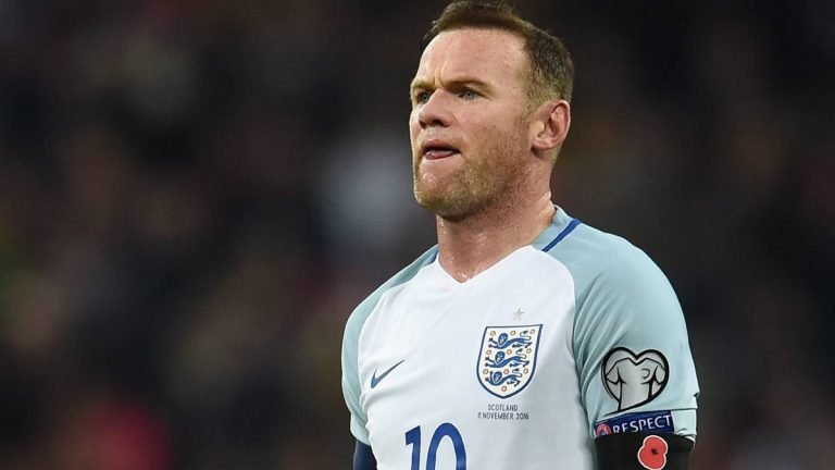 Wayne Rooney se retira del fútbol internacional