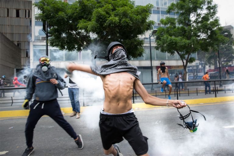 Alto Comisionado pedirá al Consejo de Derechos Humanos tomar medidas para investigar la situación en Venezuela