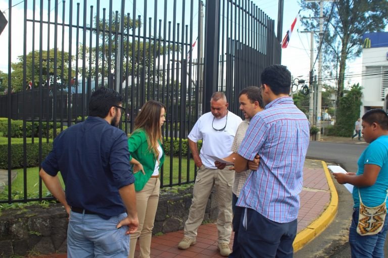Sindicatos entregan peticiones al Gobierno para mejorar condiciones laborales de trabajadores