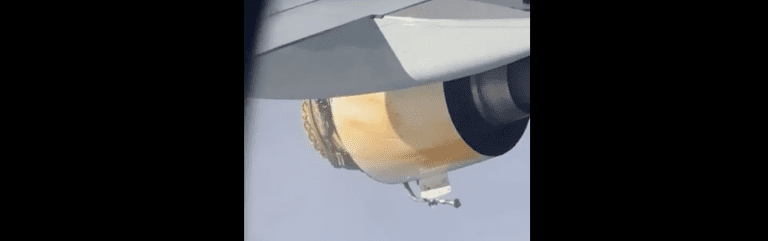 VÍDEO: Explota el motor derecho de un avión de Air France que volaba sobre el Atlántico