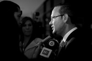 Corte suspende al Magistrado Gamboa en una decisión sin precedentes