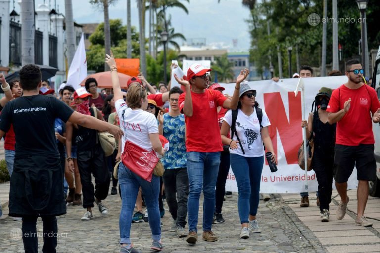 Conflicto entre FEUNA y Fabricio Alvarado: Ahora por actividad LGBTI en Pérez Zeledón