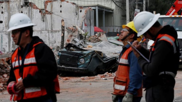 Continúa subiendo la cifra de fallecidos por terremoto en México