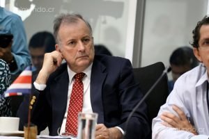 Ottón Solís califica palabras de Carlos Alvarado como “divisivas y descalificadoras”