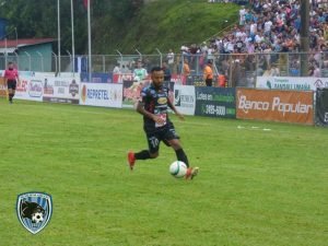 Grecia y Limón FC empataron 3-3 en un juego lleno de emociones