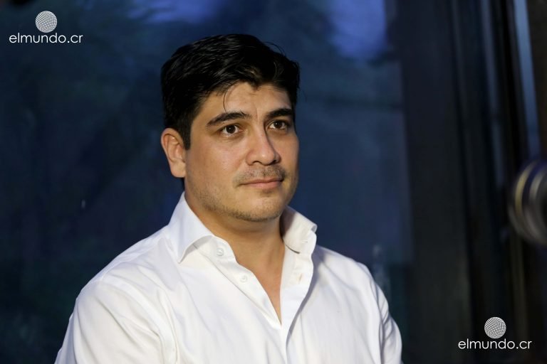 Carlos Alvarado: “Solo con educación podemos disminuir los embarazos adolescentes”