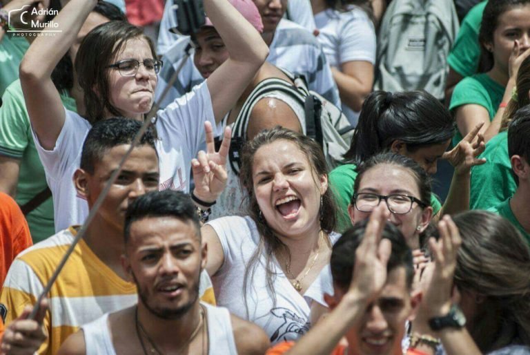 Miles de jóvenes se reunirán para celebrar su fe católica