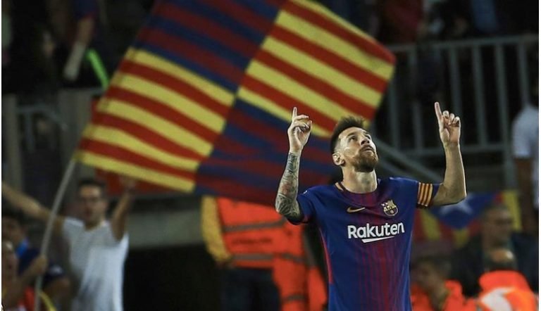 Messi con un póquer lidera la goleada del Barcelona al Eibar