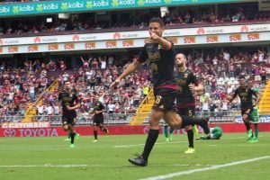 Saprissa golea 5-2 a Limón FC en un atractivo encuentro
