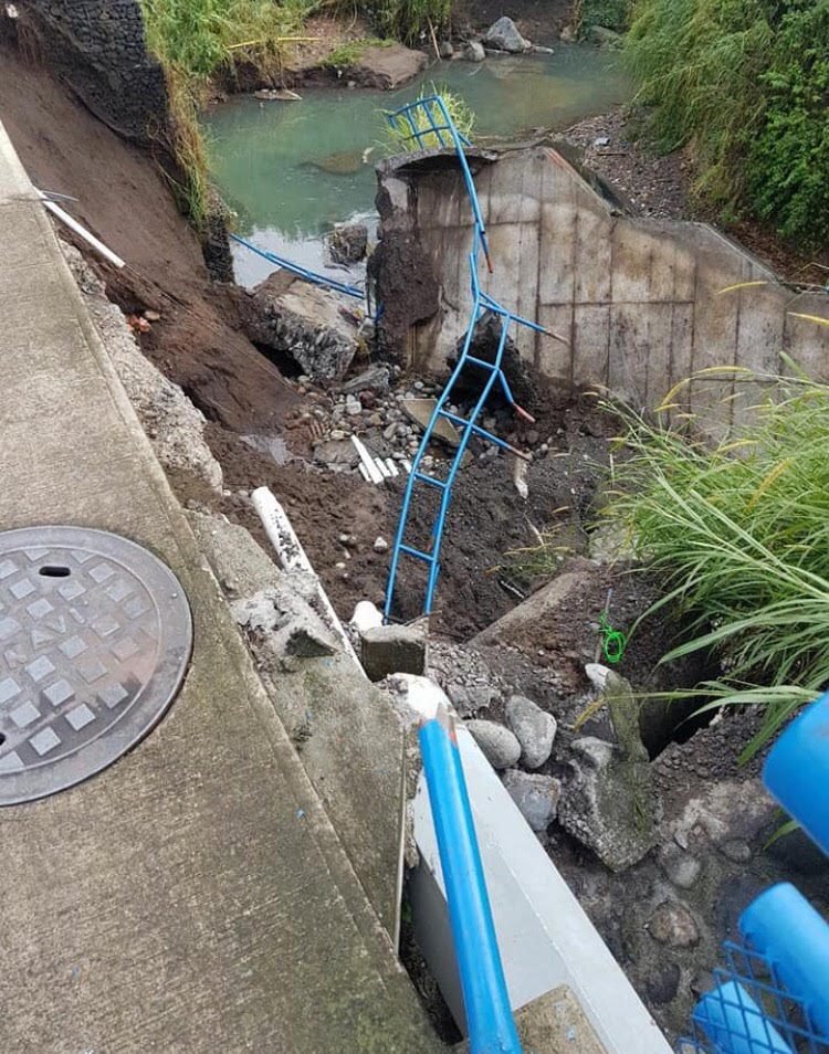 Lluvias dañaron puente construido hace solo tres años en ruta principal a Tibás