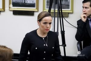 Por qué Ana Laura Suárez pudo abstenerse de contestar al interrogatorio de los diputados