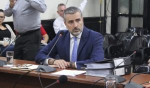 Guevara asegura que estamos ante una gran incompetencia por parte de la Auditoría de la CCSS y de la Fiscalía