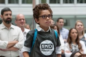 PNUD asegura que 250.000 personas salen de la pobreza cada día