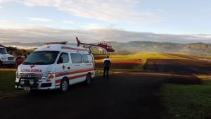 Helicóptero privado que ayudaba a entregar donaciones a damnificados se estrella en río Savegre