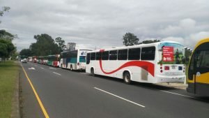 Autobuseros se manifiestan contra modelo tarifario
