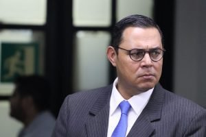 Letrado de Celso Gamboa se abstiene de declarar ante diputados