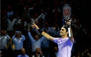 Roger Federer deja el número uno en manos de Rafael Nadal en París