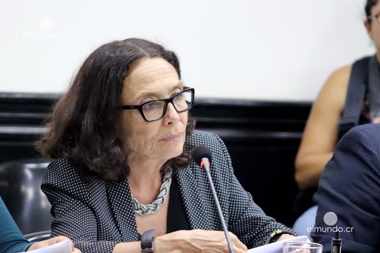 Patricia Mora: En condiciones de aislamiento y confinamiento las mujeres pueden sufrir más violencia