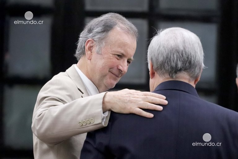 Carlos Alvarado: “Ottón Solís es un estandarte ético no solo del PAC, de toda Costa Rica”