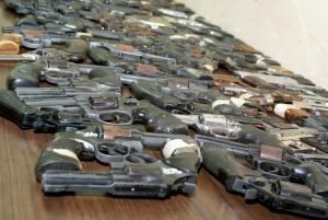 Cada cinco horas Fuerza Pública decomisa un arma de fuego