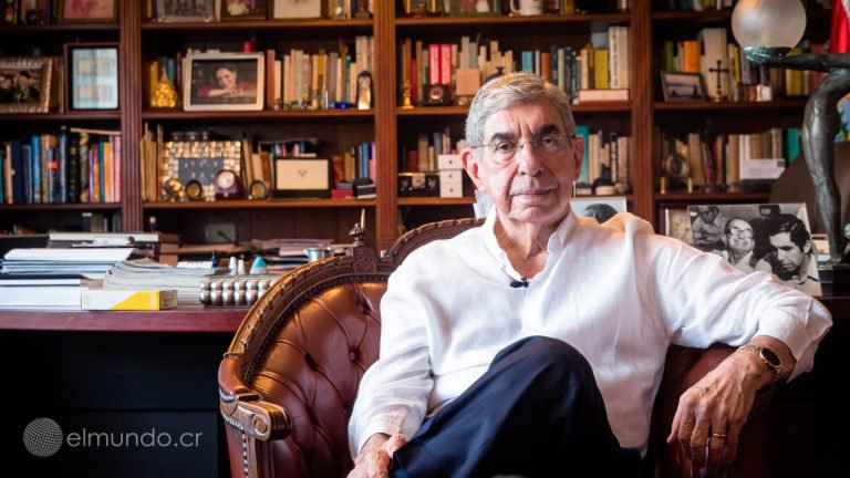 Costa Rica reclama nuevos líderes, señala Oscar Arias