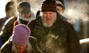 EE.UU. tiembla de frío ante gélido clima invernal