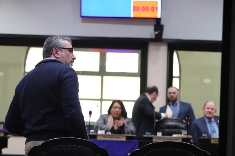 Otto Guevara propone que habitantes de zonas costeras e islas tengan título de propiedad