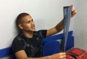 Roberto Chen presenta rotura de menisco y será baja al menos 5 semanas con La Liga