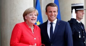 Merkel y Macron posponen plan de reforma común para eurozona
