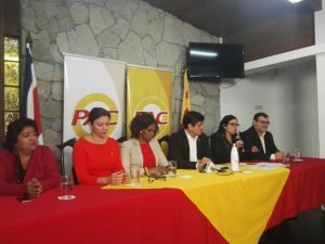 PAC denuncia donaciones de autobuseros al PIN, PLN y PUSC