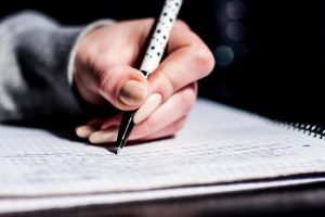 Es más fuerte la pluma que el miedo…