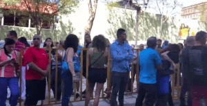 Filas de hasta dos horas esperan a quienes acuden al Registro Civil para obtener su cédula