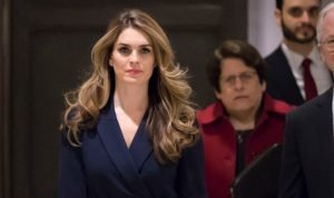 Renuncia directora de Comunicaciones de la Casa Blanca