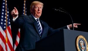 Trump firma ley de presupuesto aprobada por el Congreso