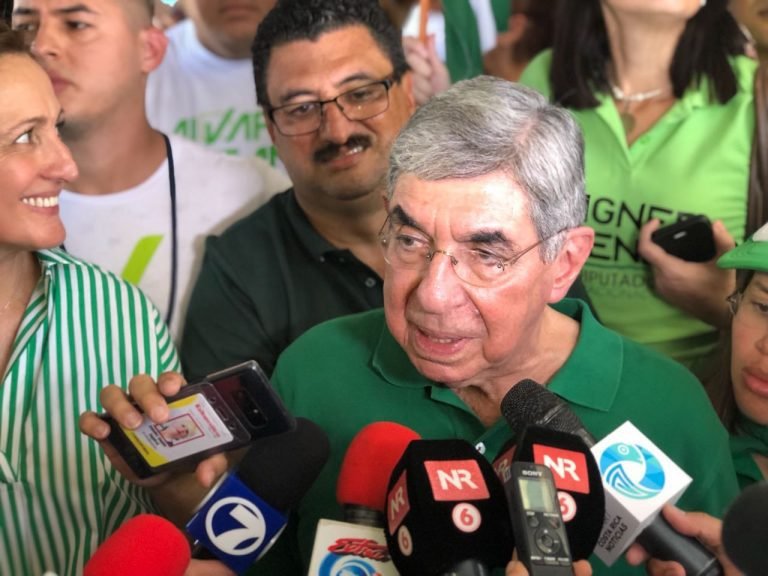 Óscar Arias: Nuestras elecciones son limpias, transparentes y en las que todos creen