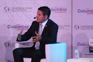 Red de Bienestar Animal preocupada por acuerdo de Fabricio Alvarado con organizaciones que no los representan