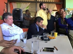 25 alcaldes del país le dan adhesión a Fabricio Alvarado