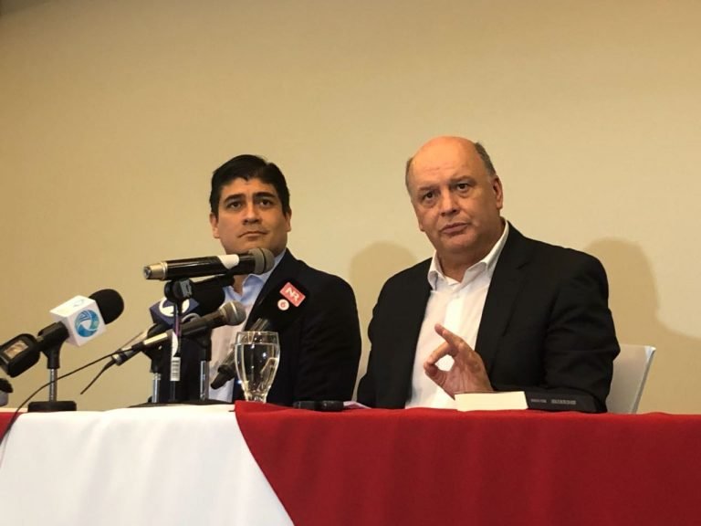 Rodolfo Piza da adhesión a Carlos Alvarado