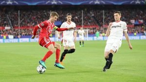¡Inicia juego entre el Bayern y Sevilla!