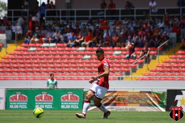 José Miguel Cubero : “En una cuadrangular no vamos a regalar absolutamente nada”