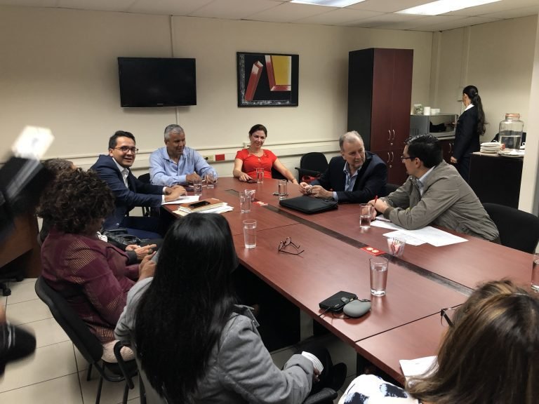 PAC se reunirá hoy con el PLN y el Republicano Socialcristiano